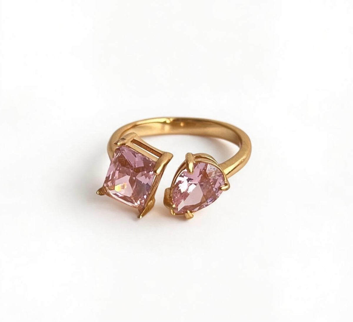 Vela Ring